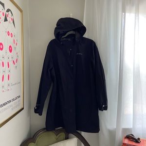 Eddie Bauer Girl on the Go Weatheredge Black Raincoat | 2x